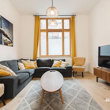 Maison Spacieuse De 6 Chambres Proche Gare Midi Brüksel Dış mekan fotoğraf